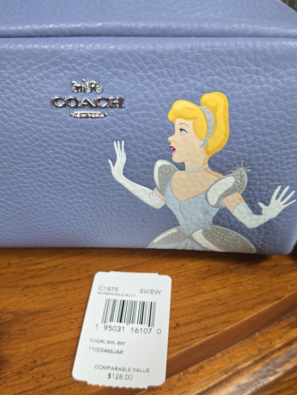 NWT COACH Leather Small Boxy Bag DISNEY CINDERELLA cosmetic bag - Picture 5 of 7